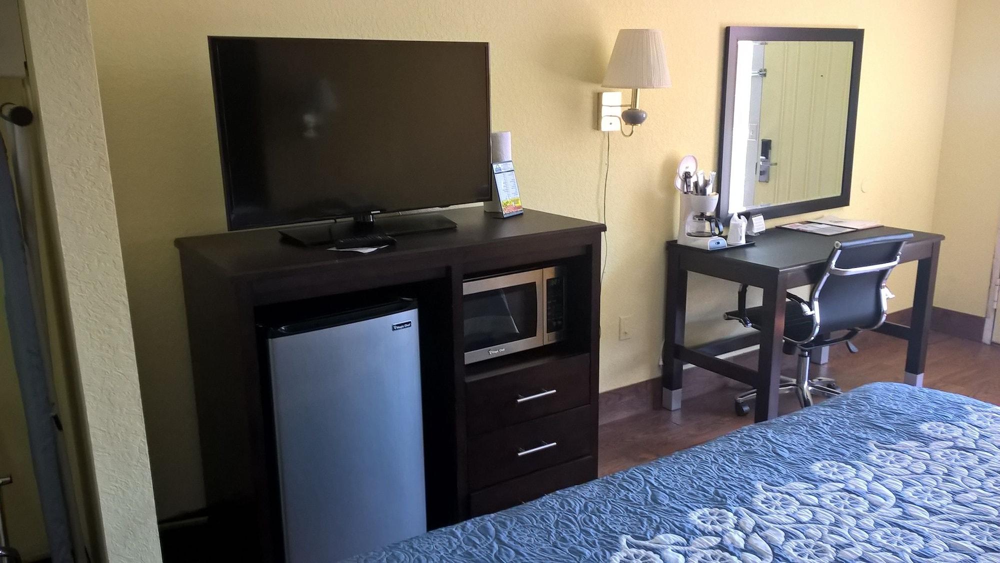 Days Inn & Suites By Wyndham Port Richey Kültér fotó
