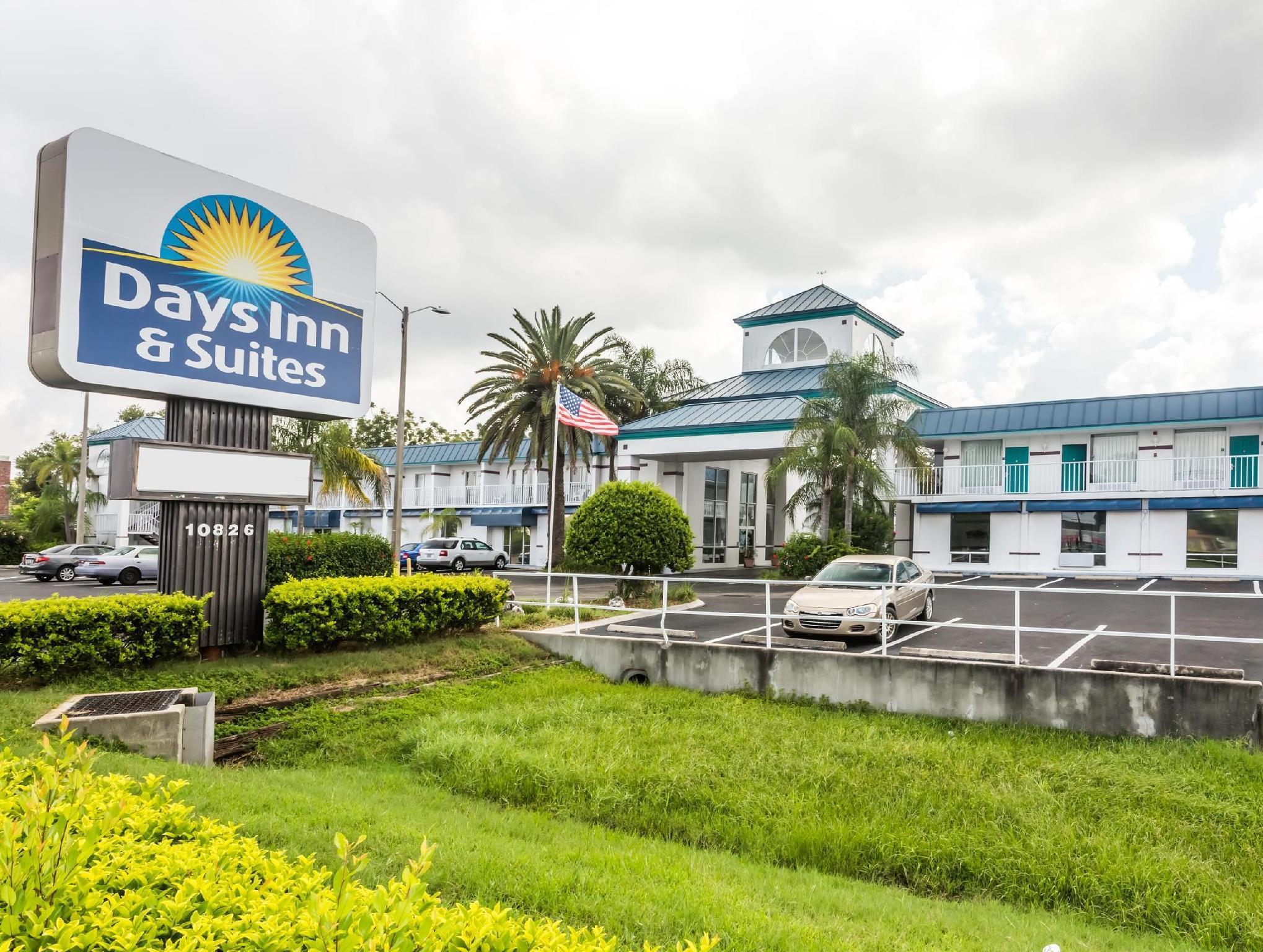 Days Inn & Suites By Wyndham Port Richey Kültér fotó
